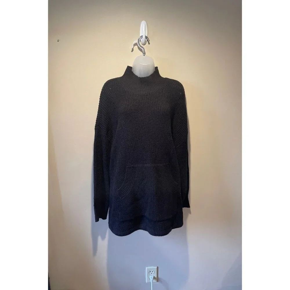 M RDI Sweater - Picture 1 of 5